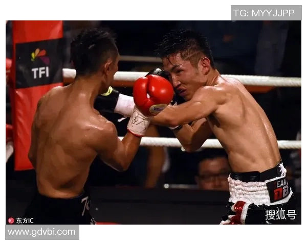 中国拳击手斩获职业金腰带成功跻身国际拳击前十名荣耀之路